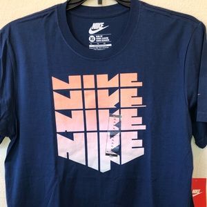 Nike T-shirt: slim fit